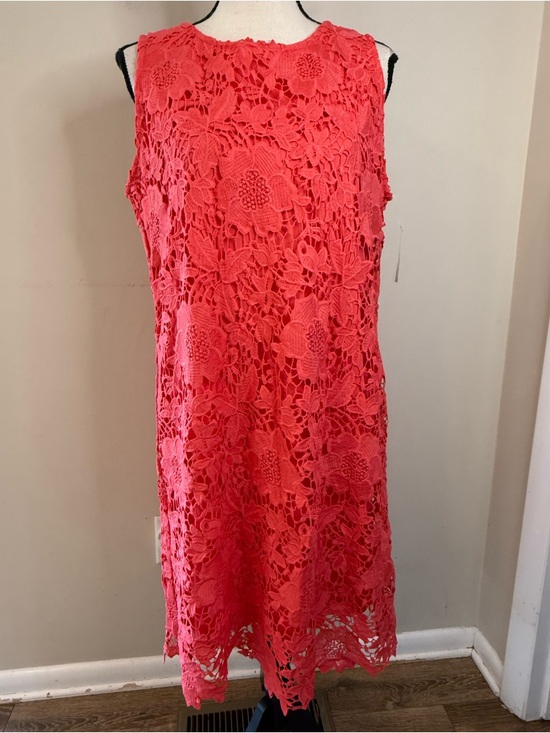 Ronni Nicole Dresses & Skirts - Ronnie Nicole coral pink lace sleeveless midi dress SZ 16